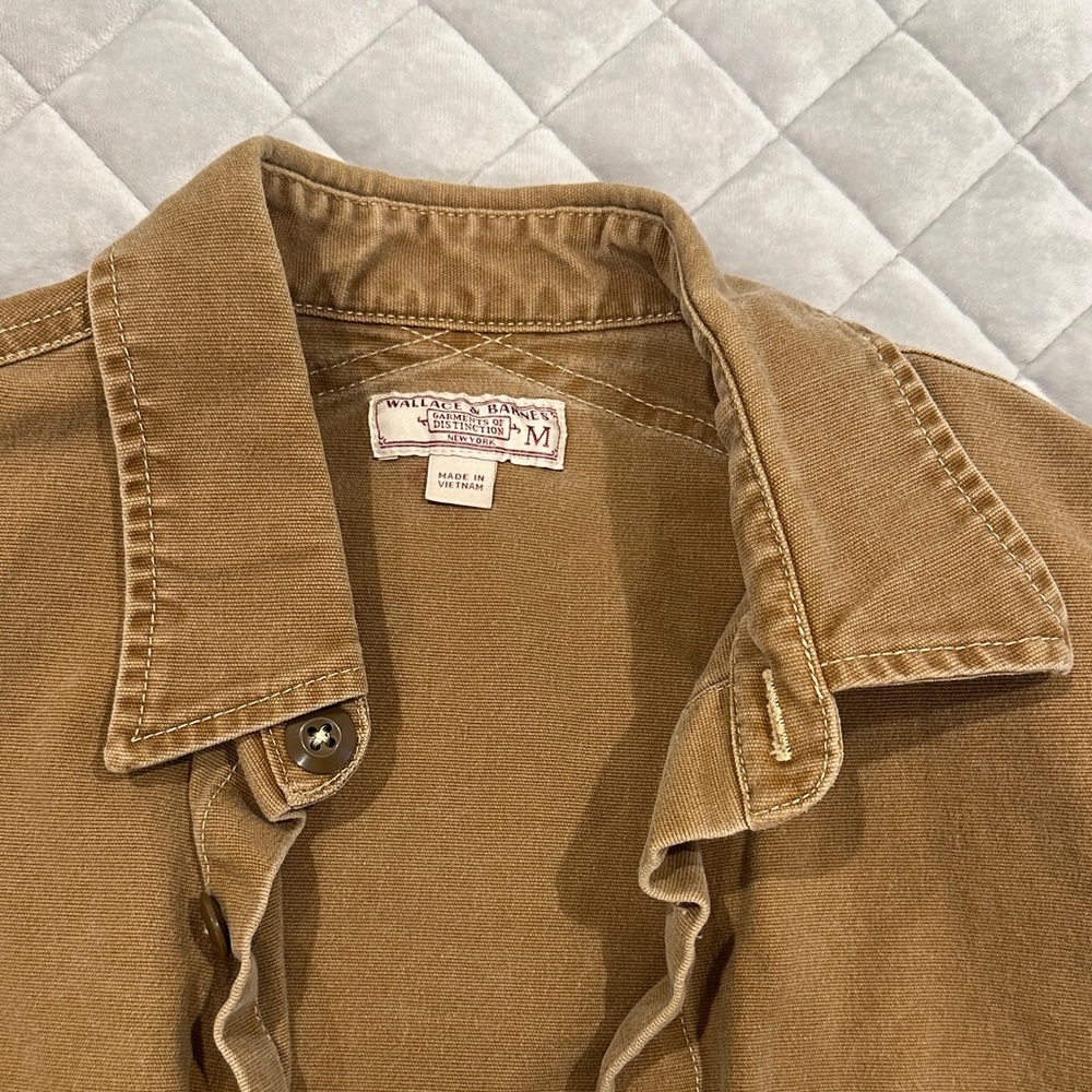 Wallace & Barnes Men's Tan Casual Button-Down Shirt
